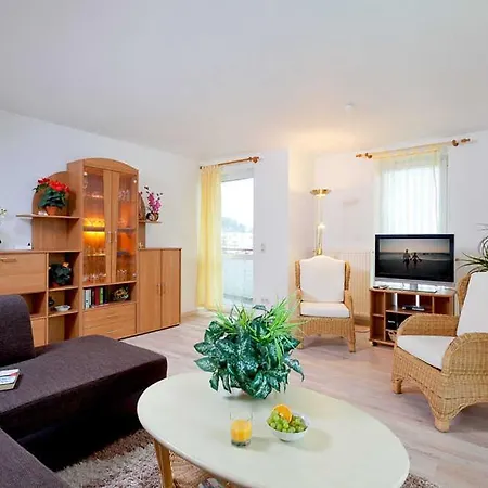 Appartement 12 *
